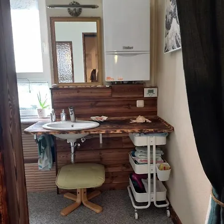 Dhamma-retreat In Apartamento *