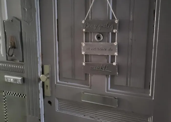 Dhamma-retreat In Apartamento Berlín